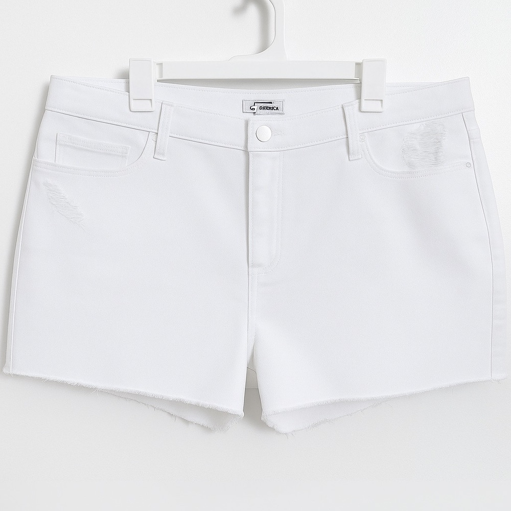 NWT Good American White Denim Jean Shorts Size 16